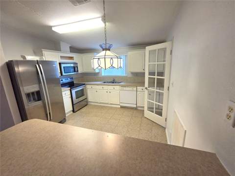 213 York Cottage Drive, Haines City FL - photo 10 of 68