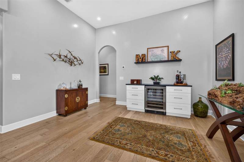 4 bedroom Single Family Residence at 815 59th Avenue, Edgemoor Estates, St Petersburg — photo 5