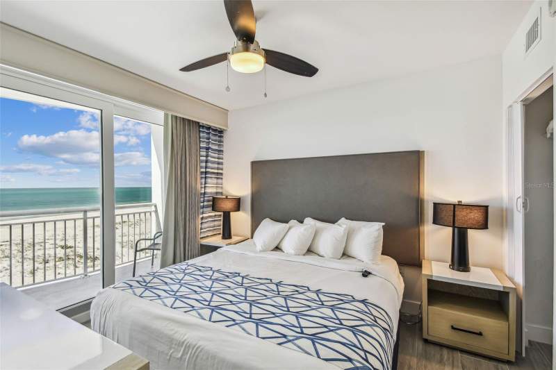 2 bedroom Condo - Hotel at 10116 Gulf Boulevard #502W, Oceana At Treasure Island Condo, Treasure Island — photo 5