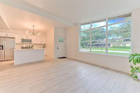 507 Sutton Place, Brandon FL - photo 11 of 40