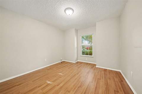 1077 Sugarberry Trail, Oviedo FL - photo 9 of 17