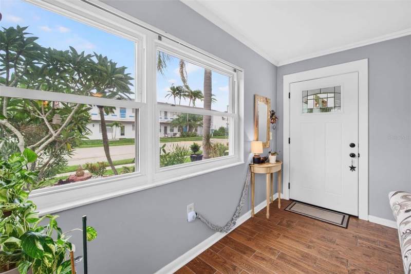 2 bedroom Condominium at 1900 58th Avenue #14, Town Apts Condo, St Petersburg — photo 4