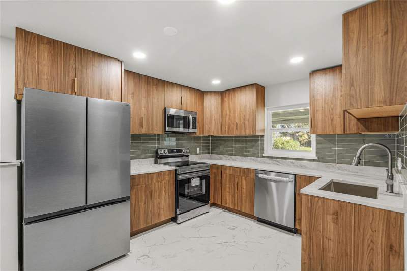 2 bedroom Single Family Residence at 4405 Pinfish Lane, Gulf & Bay Estates, Palmetto — photo 1