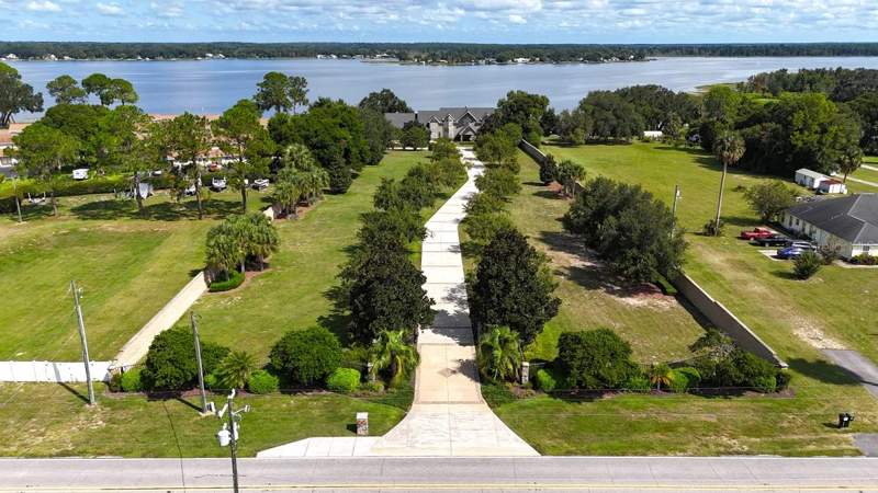6 bedroom Single Family Residence at 11035 SE Sunset Harbor Road, Summerfield, Summerfield — photo 3