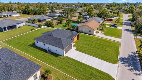 21500 Dollard Avenue, Port Charlotte FL - photo 6 of 14