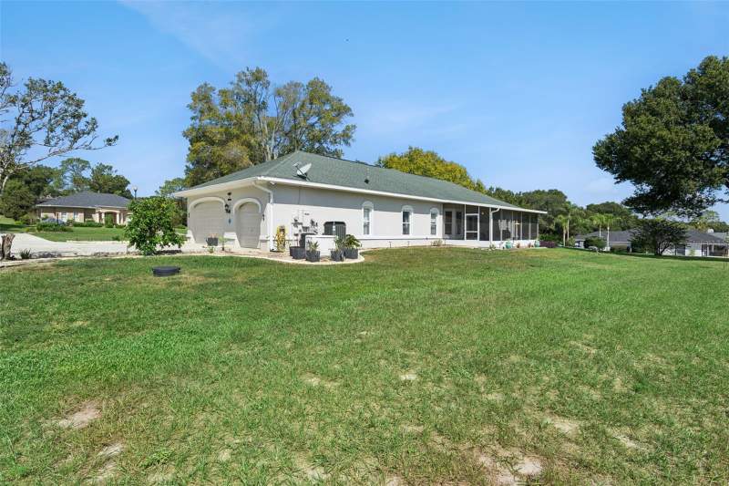 3 bedroom Single Family Residence at 39622 Harbor Hills Boulevard, Harbor Hills Pt Rep, Lady Lake — photo 2