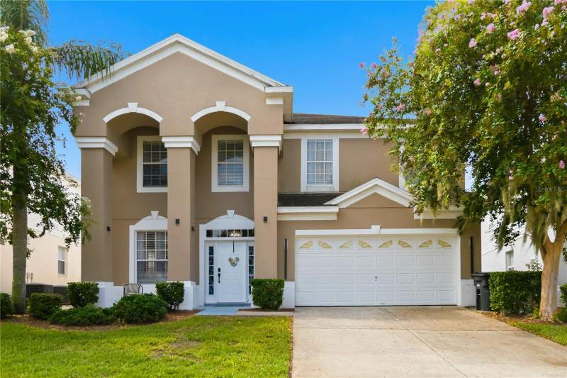 8006 KING PALM CIRCLE home for sale in Wyndham Palms