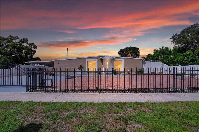 1727 WAIKIKI WAY home for sale in Clair Mel City