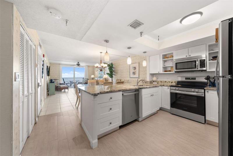 3 bedroom Condominium at 20002 Gulf Boulevard #2, Sand Castle Condo, Indian Shores — photo 4