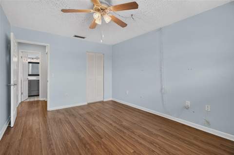 5750 80th Street #D307, St Petersburg FL - photo 10 of 27