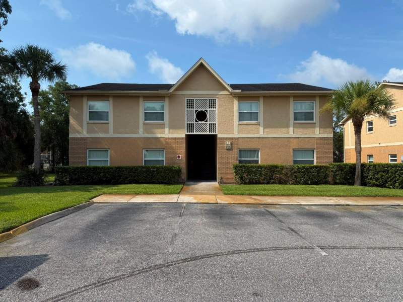 2400 BARLEY CLUB COURT #3 home for sale in Hawthorne Village