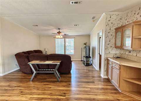 136 Americana Court #230, St Petersburg FL - photo 12 of 33