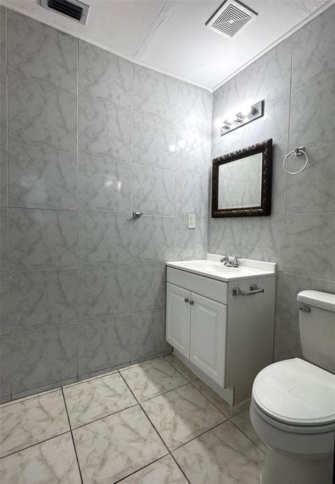809 Oak Drive, Leesburg FL - photo 10 of 23