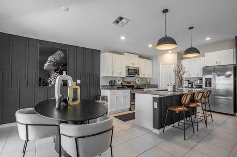 15415 Miller Creek Drive, Sun City Center FL - photo 15 of 42