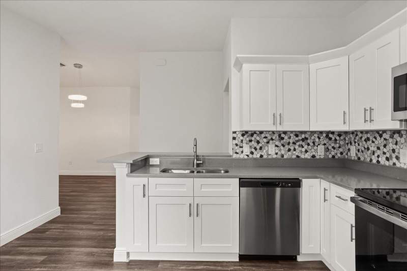 4 bedroom Single Family Residence at 706 Beecher Street, Leesburg W C Wilkins 06, Leesburg — photo 5
