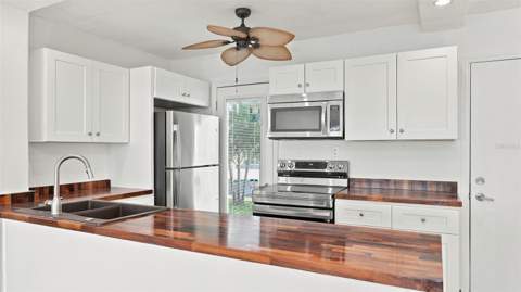 777 John Ringling Boulevard #2, Sarasota FL - photo 13 of 64