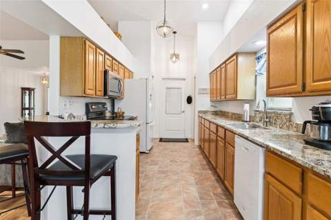 501 Eastlake Drive, Haines City FL - photo 10 of 43