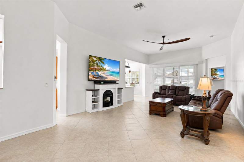 3 bedroom Condominium at 16560 Goldenrod Lane #201, Ashton Oaks/River Hall, Alva — photo 4
