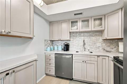 11620 Park Boulevard #203, Seminole FL - photo 10 of 34