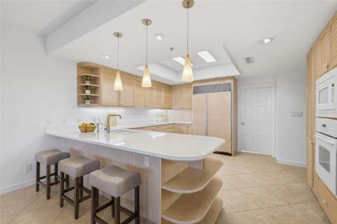2550 Harbourside Drive #333, Longboat Key FL - photo 14 of 44