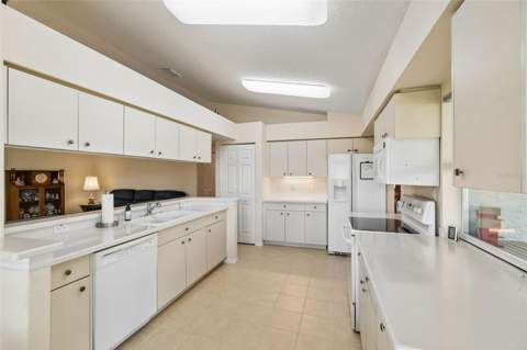 18508 Grand Club Drive, Hudson FL - photo 15 of 70