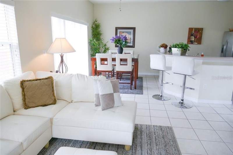 4 bedroom Townhouse at 8546 Bay Lilly Loop, Encantada Ph 1, Kissimmee — photo 3