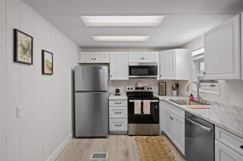 3450 Osage Drive, Zephyrhills FL - photo 8 of 27