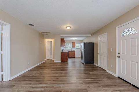 3408 Phillips Street, Tampa FL - photo 6 of 24