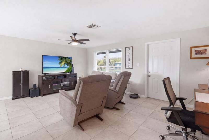2 bedroom Single Family Residence at 3178 Sunrise Trail, Port Charlotte Sec 001, Port Charlotte — photo 4