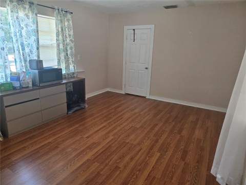 146 NE Madison Circle, St Petersburg FL - photo 15 of 25