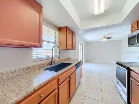 573 Benjamin Franklin Place, Orlando FL - photo 17 of 48