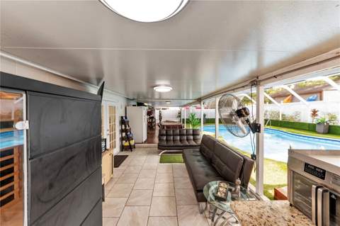 9043 Hickory Circle, Tampa FL - photo 12 of 36