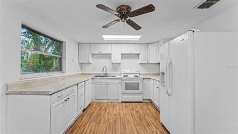 618 W Williams Street, Lakeland FL - photo 9 of 28