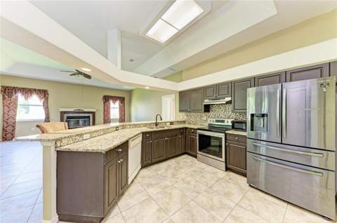 4510 Brazilnut Avenue, Sarasota FL - photo 18 of 68