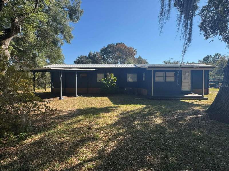 2 bedroom Mobile Home at 21162 NE 146th Place, Petes Point, Salt Springs — photo 2