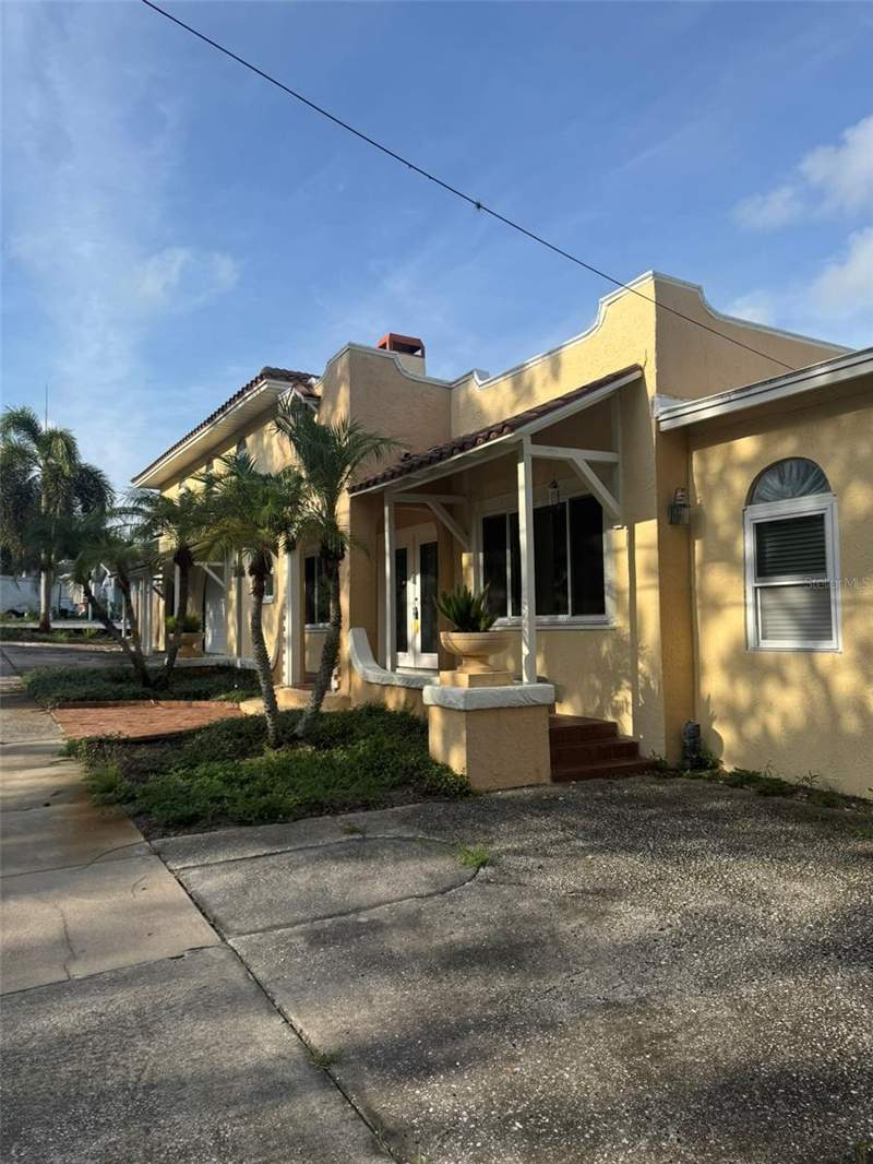 5 bedroom Single Family Residence at 30 Kreamer Avenue, Inness Park, Tarpon Springs — photo 2