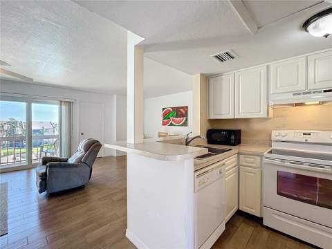 562 Orange Drive #33, Altamonte Springs FL - photo 9 of 22