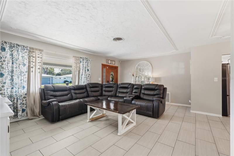 3 bedroom Single Family Residence at 2701 64th Avenue, Stephenson Manor, St Petersburg — photo 5
