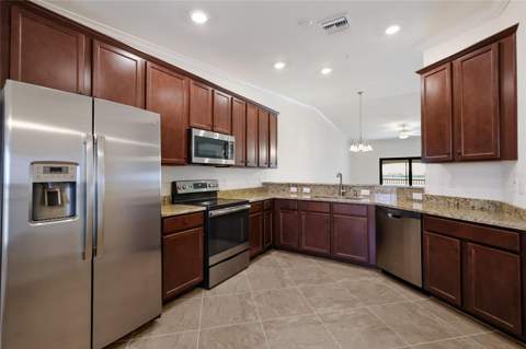 5614 Palmer Circle #206, Bradenton FL - photo 12 of 79