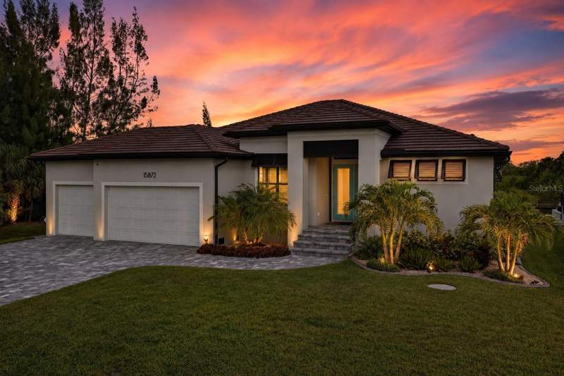 3 bedroom Single Family Residence at 15872 Melport Circle, Port Charlotte Sec 093, Port Charlotte — photo 2
