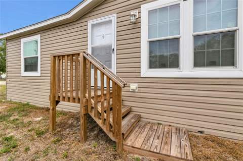 3264 Stephens Boulevard, Spring Hill FL - photo 7 of 35