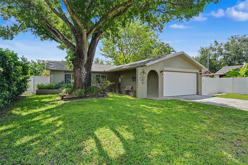 12431 DEL VERDE DRIVE home for sale in Cumberland Park