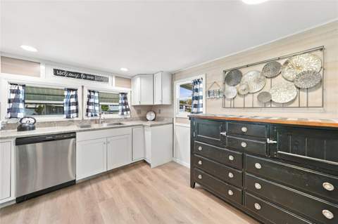 349 Blackburn Boulevard, North Port FL - photo 9 of 54