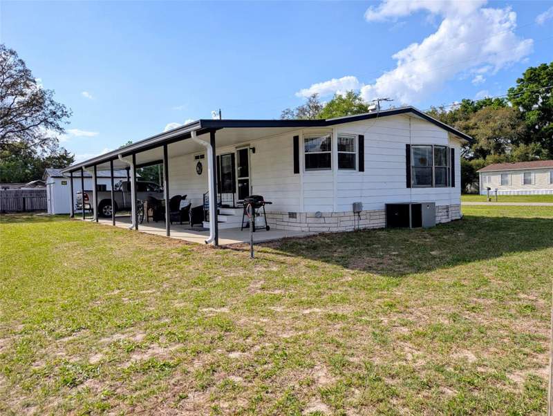 2 bedroom Manufactured Home at 9300 SE 140th Place, Little Lake Weir Sub, Summerfield — photo 2