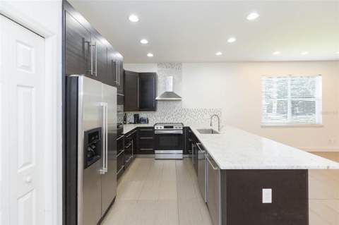6426 31st Street, St Petersburg FL - photo 8 of 37