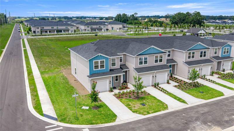 3 bedroom Townhouse at 4958 SW 83rd Place, Marion Ranch Th, Ocala — photo 2