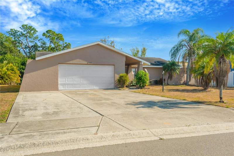 3 bedroom Single Family Residence at 6507 Manila Palm Way, Sabal Key Unit 2, Apollo Beach — photo 2