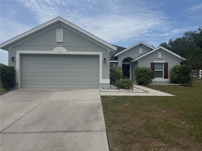 4 bedroom Single Family Residence at 906 Chestnut Drive, Fruitland Park Chelseas Run, Fruitland Park — photo 2