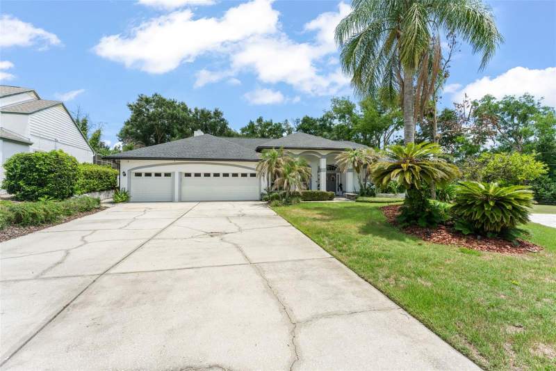 4 bedroom Single Family Residence at 551 WHEATSTONE PLACE, LAKE ROSE RIDGE, ORLANDO — photo 1