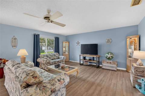 2203 Highclere Circle #2203, Sun City Center FL - photo 6 of 6